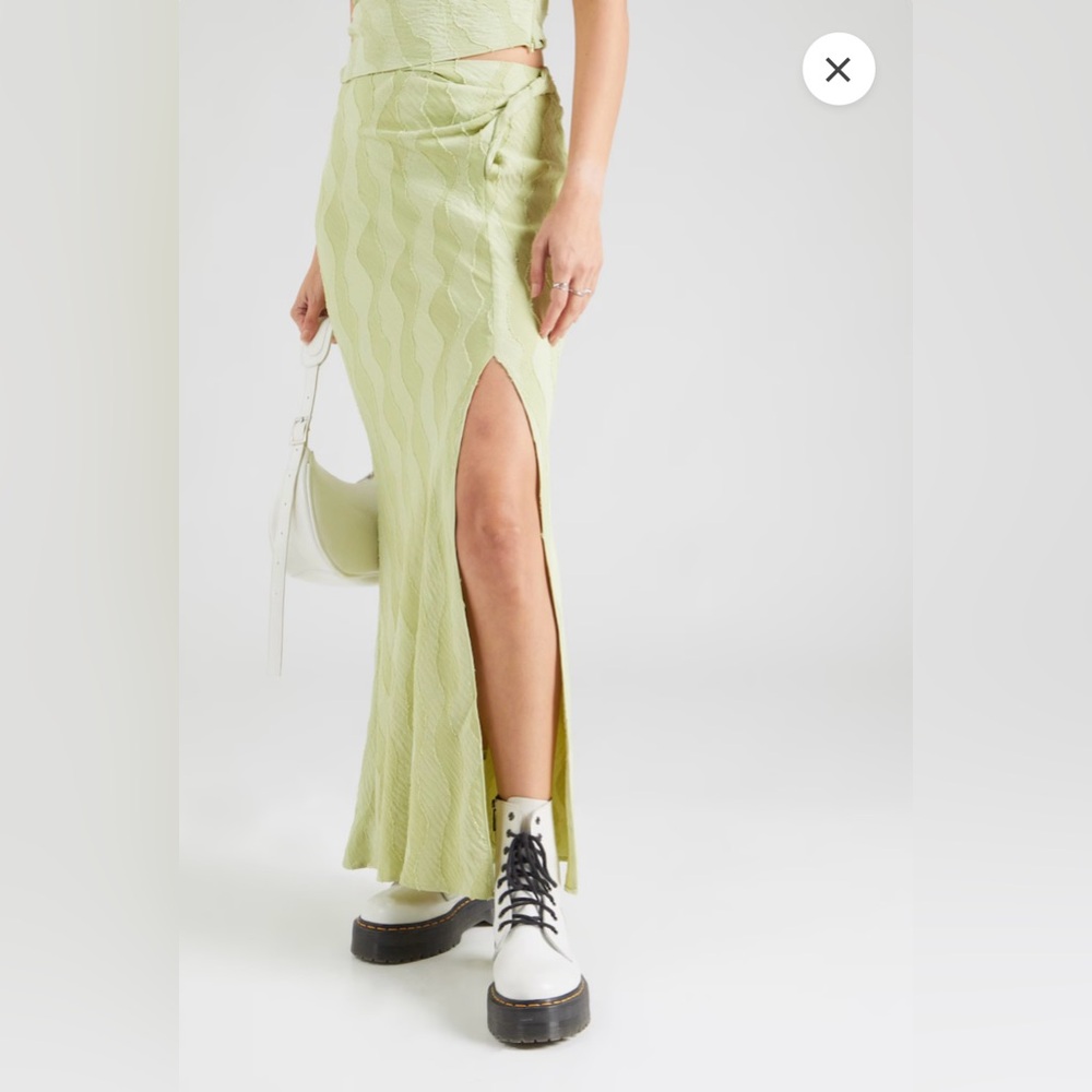 TOPSHOP BOHO MAXI SKIRT IN LIME GREEN SIZE 10 $70 90s Y2K Vibes Gypsy Style NWOT